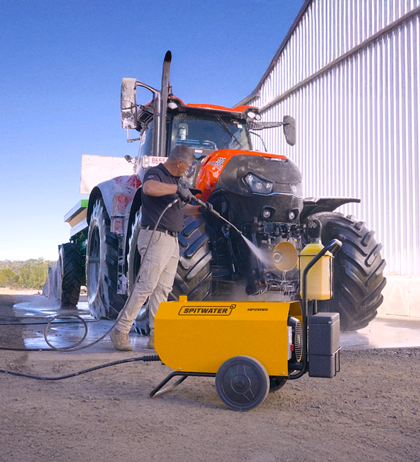 AgriCulture-Tractor-Washbay-420x462 AgriCulture-Tractor-Washbay-420x462