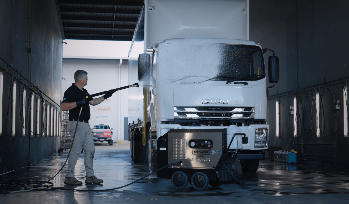Fleet Wash Efficiency: The Hidden Cost of the Wrong Cleaning Setup